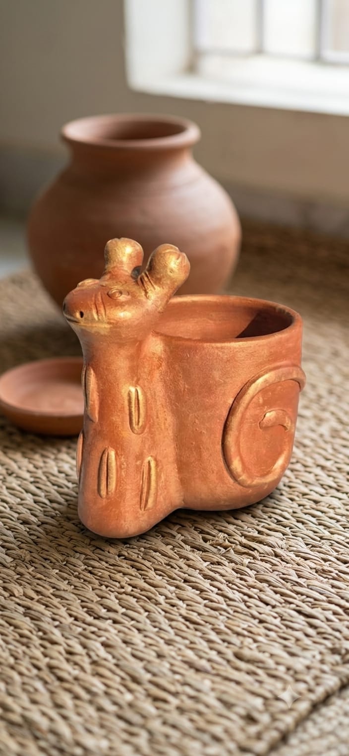 Handmade GI Tagged Gorakhpur Terracotta Snail Pen Stand & Mini Planter – Copper Metallic Finish 5 inch